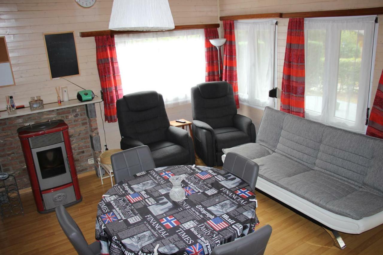 Chalet Les Brulins Hotel Resteigne Luaran gambar